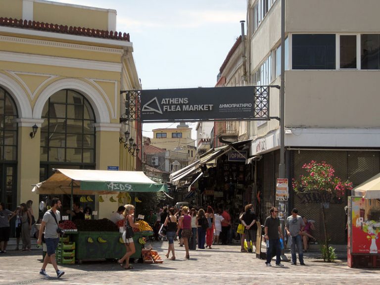 Entrada al mercadillo griego de Monastiraki y Plaka