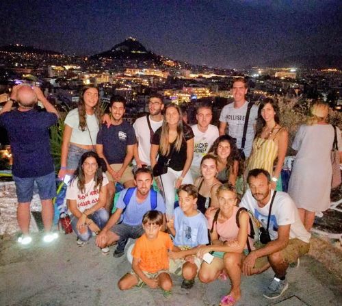 Free Tour de la Atenas nocturna con Juan Taracena