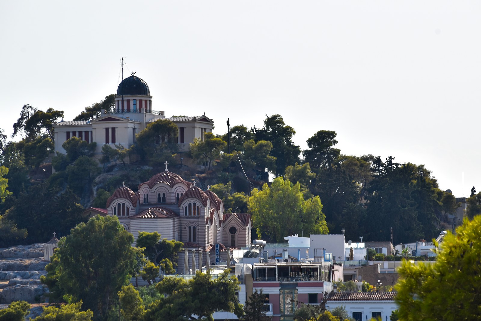 Observatorio Nacional de Atenas sobre la Colina de las Ninfas